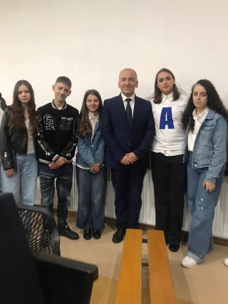 2 Prilli - Dita Botërore e Ndërgjegjësimit për Autizmin - Komuna e Pejë