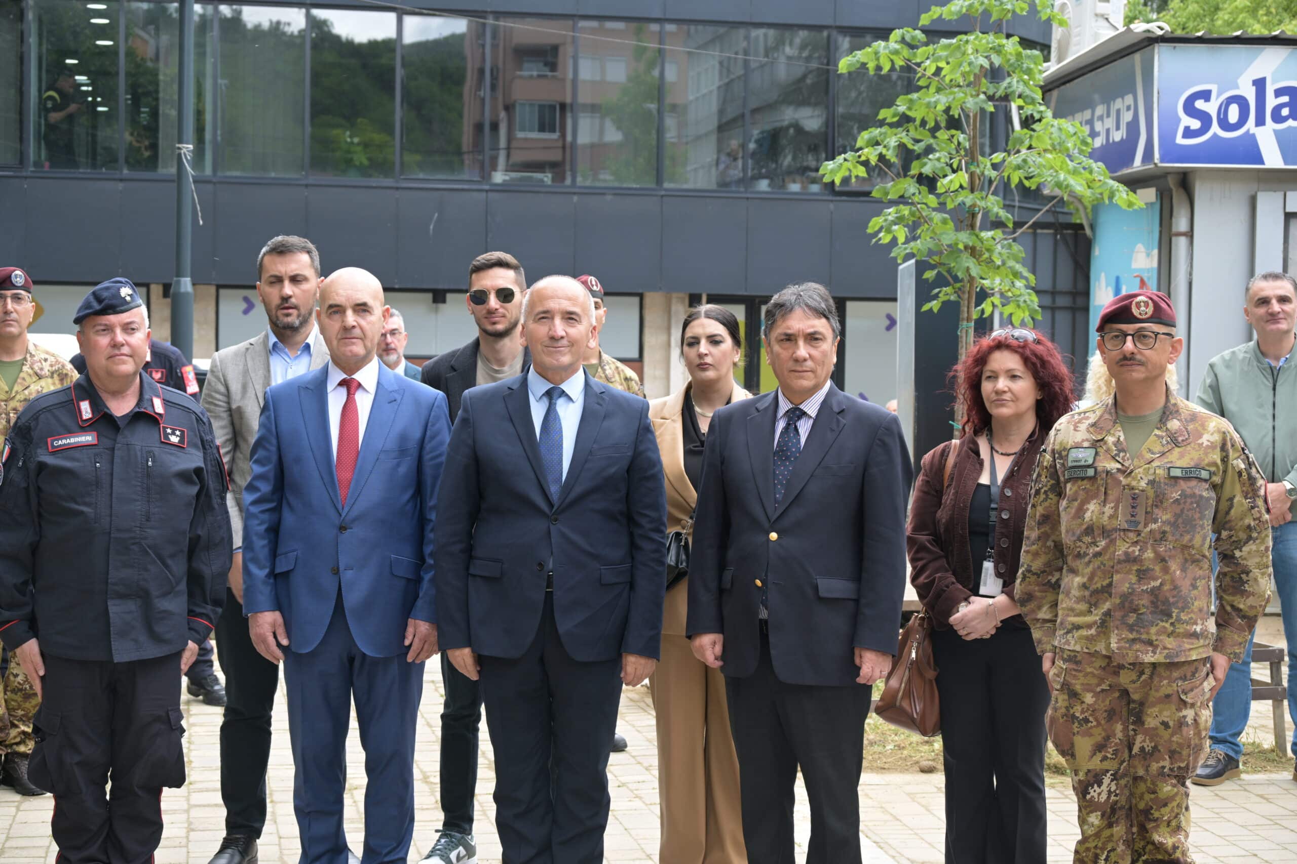 ZBULIMI I PLLAKËS “SHESHI ITALIA”, NË OBORRIN E PALLATIT TË KULTURËS 