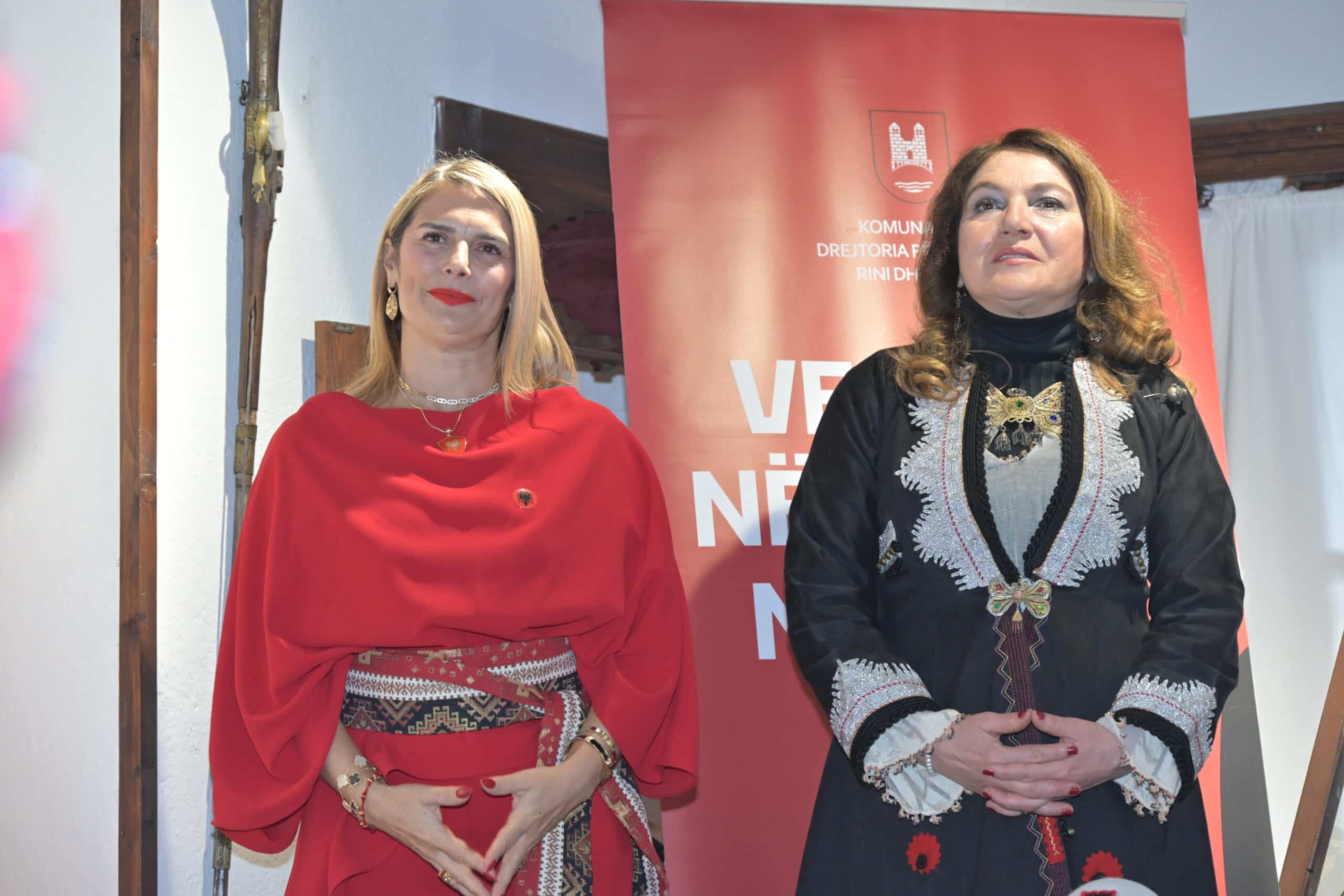 Prezantimi i paraqitjes “Xhubleta në Nëntor”                